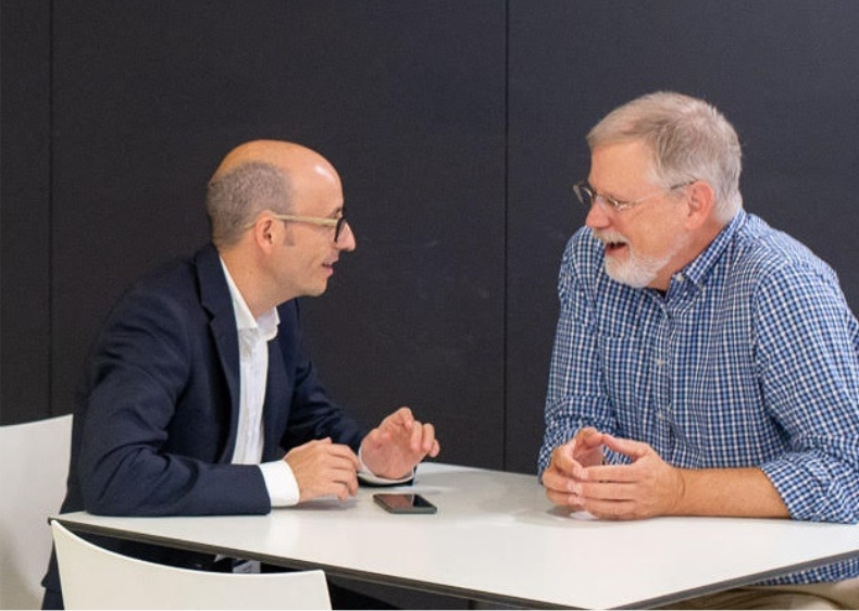 Periodista científico freelance Agustín López en entrevista